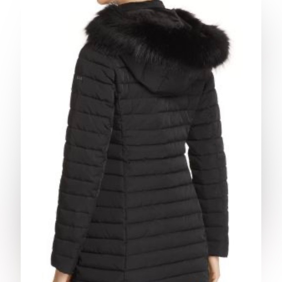 Winter coat - Picture 5 of 10